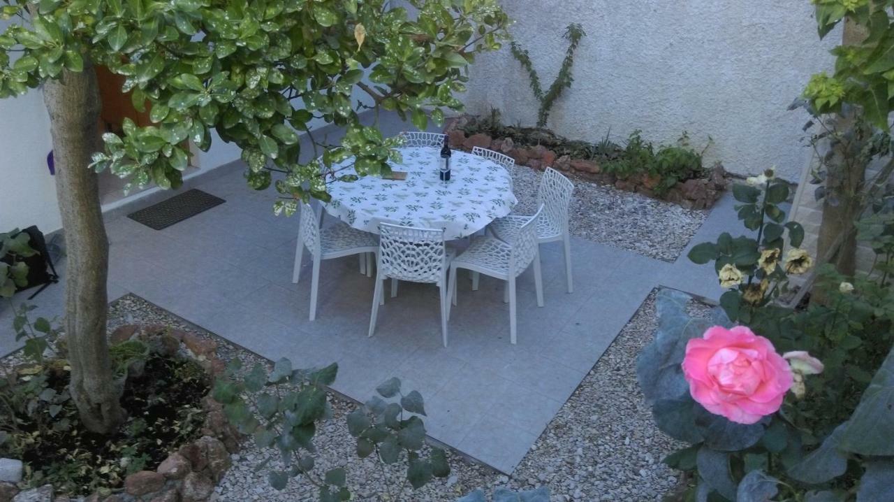 Apartman Restovic Bol Kültér fotó